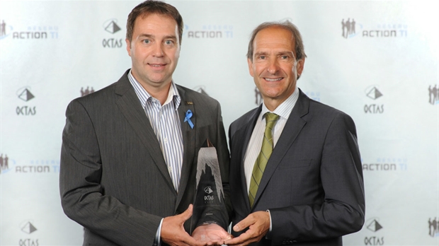 Komutel est lauréat au Gala des Octas 2012