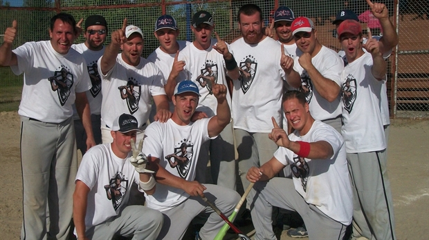 Balle lente : Les Équipements VQ décrochent la victoire