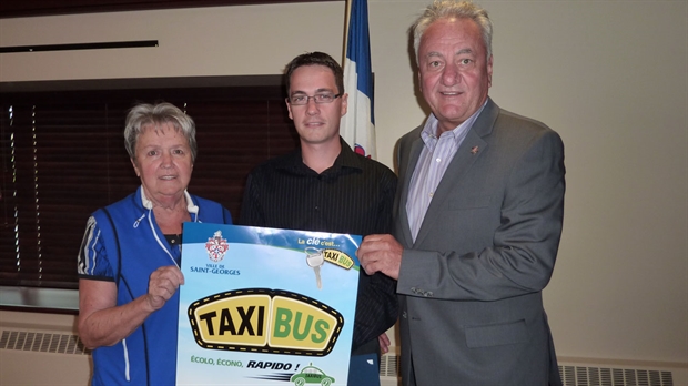 « Écolo, Écono, Rapido! » voilà le slogan du service Taxibus