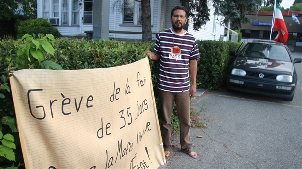 Il fait la grève de la faim pendant les 35 jours de campagne