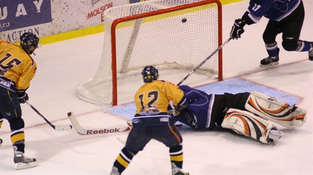 Thetford Mines inflige un autre revers au Cool-FM
