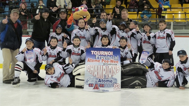 Le Garaga remporte un tournoi atome à Coaticook