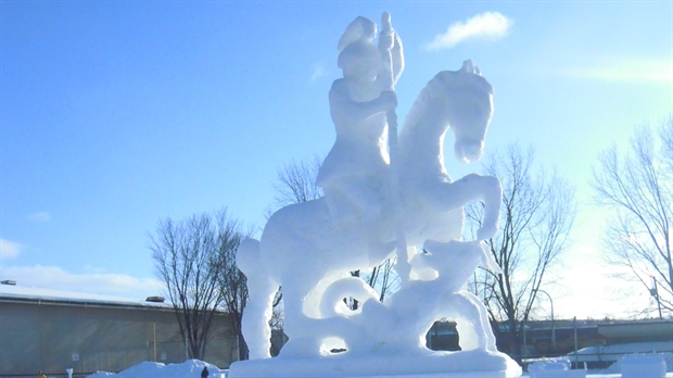 Saint-Georges souligne le 100e anniversaire de la sculpture de Louis Jobin