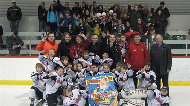 Une autre victoire pour la formation novice A à Saint-Éphrem