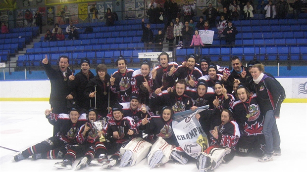 Les Élites remportent le Tournoi national bantam de Saint-Jean-sur-Richelieu