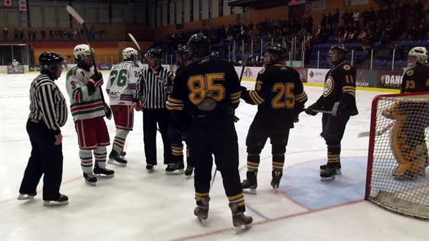 Junior AA : l'égalité persiste!
