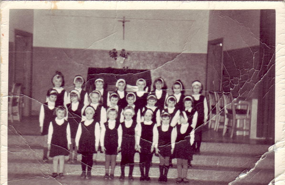 1e année classe de Nicole Larochelle éclole Mgr Beaudoin (1964-65)..(Photo Claude Gilbert)