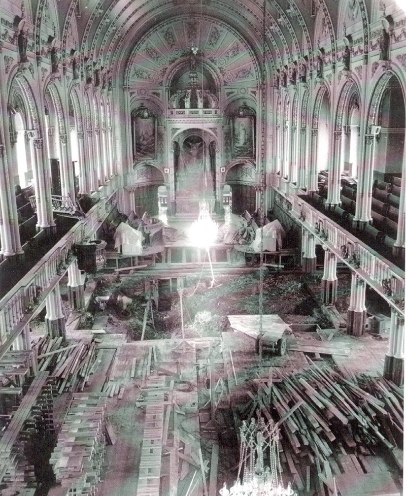 Rénovation de l'église de l'ouest en 1968