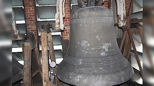 LA PLUS GROSSE CLOCHE DE LA BEAUCE