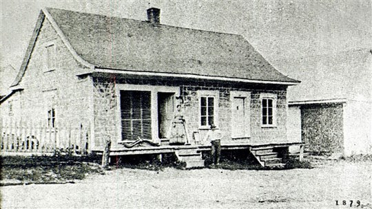 Une vieille maison de 1879 à Saint-Georges Ouest.
