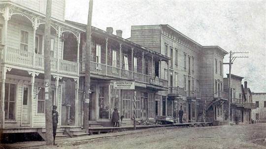 L'ancien magasin P.T. Légaré sur la 1re Avenue