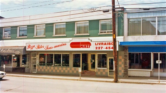 Vous vous souvenez du restaurant Mikes de la première avenue?