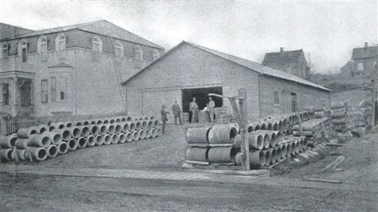 La compagnie de béton il y a plus de 100 ans