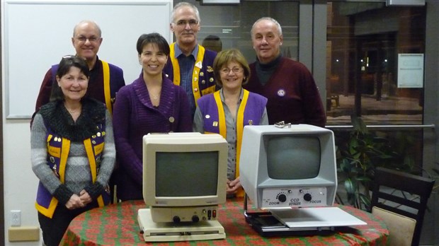 Le Club Lions de Sainte-Marie offre deux télévisonneuses aux résidents du CHSLD
