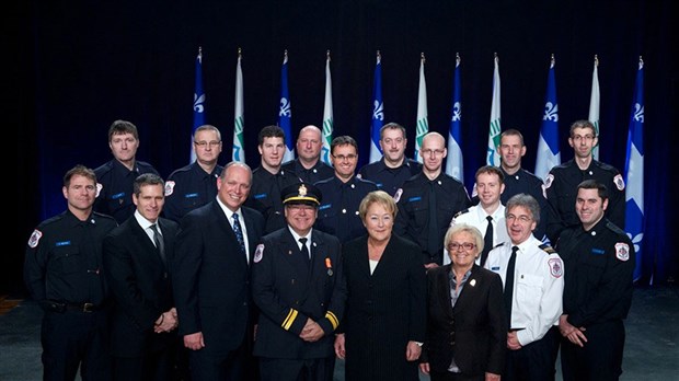 Le gouvernement du Québec honore 14 pompiers de Ville de Saint-Georges