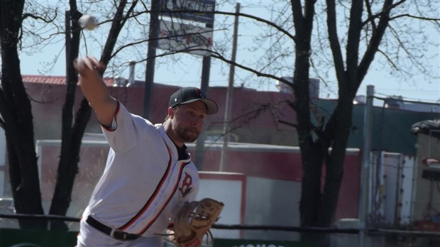 Ça sent le baseball à Saint-Georges!