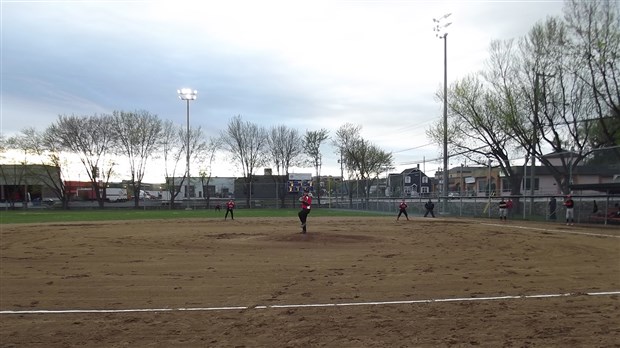 Les Braves remportent un premier gain avant l'ouverture locale