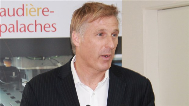 Protection des cours d’eau : Maxime Bernier accuse le NPD de faire de la désinformation