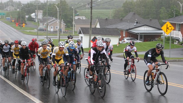 La Cyclosportive reste à flot sous la pluie
