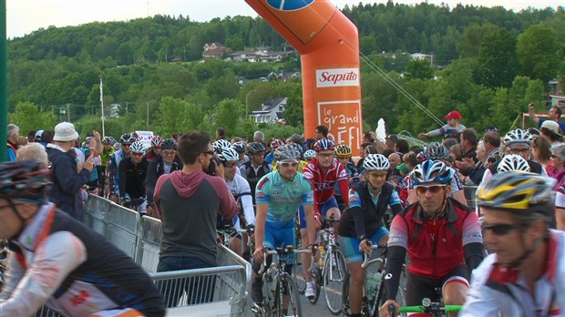 Beauceville accueille chaleureusement les cyclistes du Grand défi Pierre Lavoie