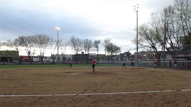 Les Braves Bantam A toujours sans défaite!