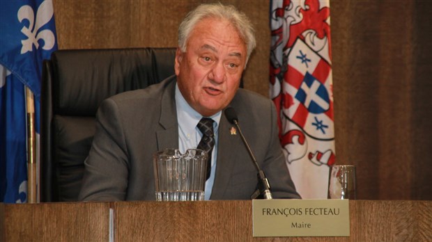 Saint-Georges donne 10 000 $ en solidarité à Lac-Mégantic