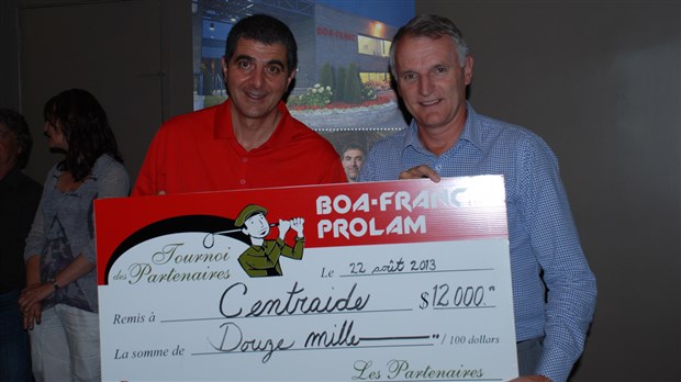 Boa-Franc remet 12 000$ à Centraide  