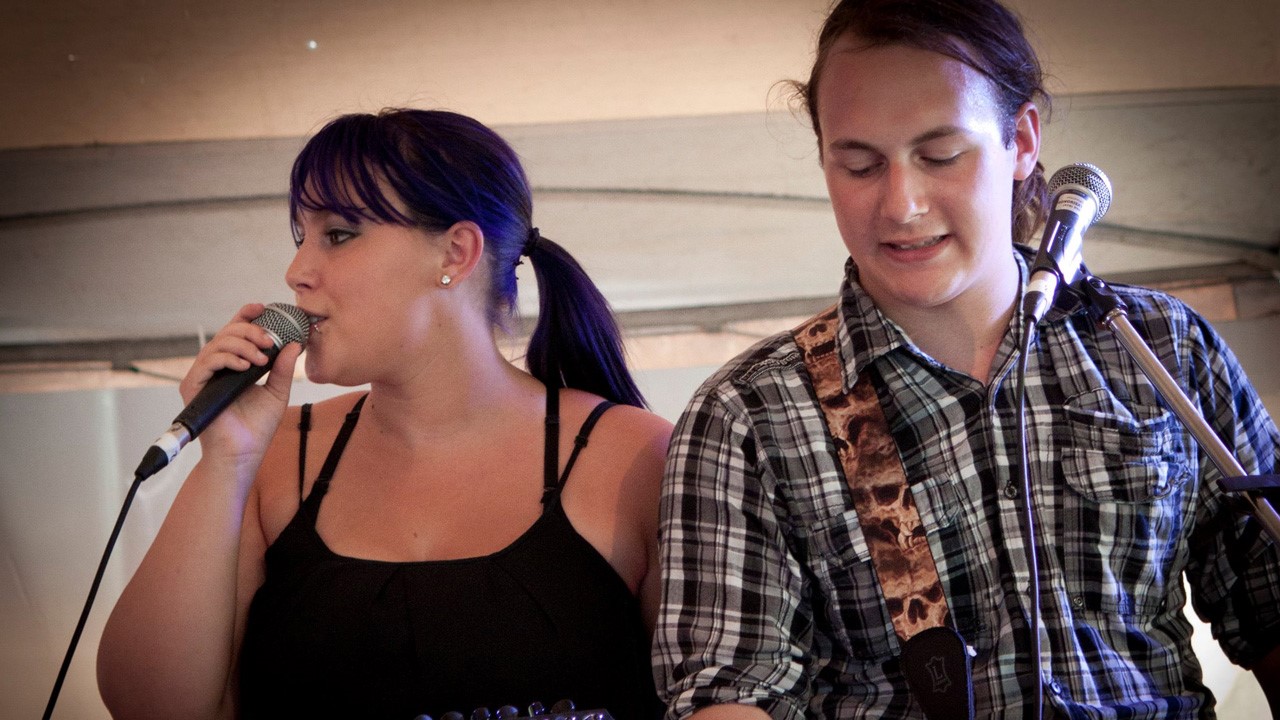 Un air de famille une famille de SaintJoseph dévoile son talent au