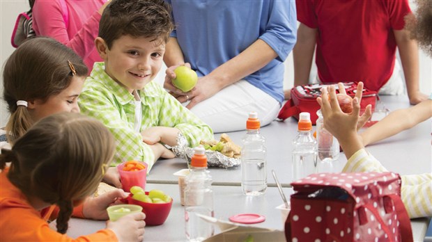 Enfants souffrant d'allergies alimentaires: comment les aider à bien manger à l'école