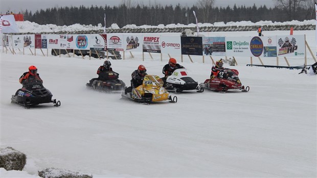 Le Grand Prix CFMOTO attire près d'un millier de spectateurs à St-Évariste-de-Forsyth