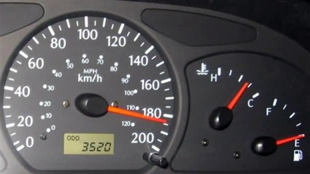 Jeune conducteur arrêté alors qu’il roulait à 180 km dans une zone de 50 km