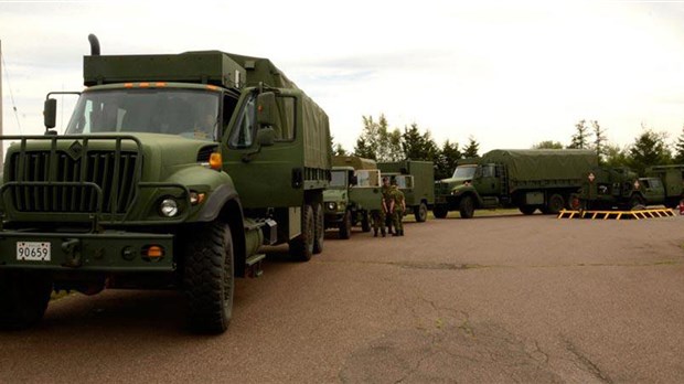 Des véhicules militaires rouleront sur l'autoroute 73