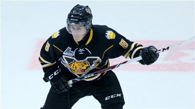 Le Mariverain Alex Breton goûte brièvement à la LHJMQ