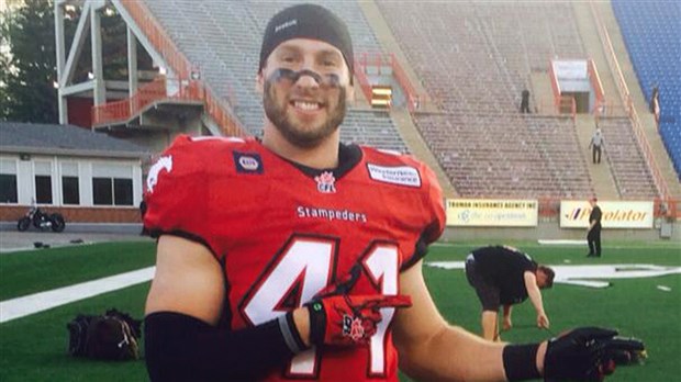 EN BREF | L'ancien joueur des Condors Football Adam Thibault remporte la Coupe Grey