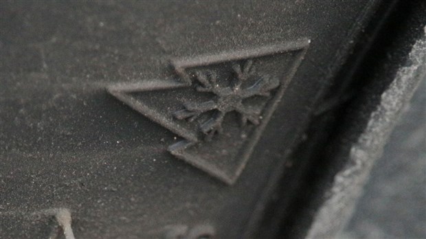 Installation des pneus d’hiver : les Beaucerons ne sont pas à la dernière minute 
