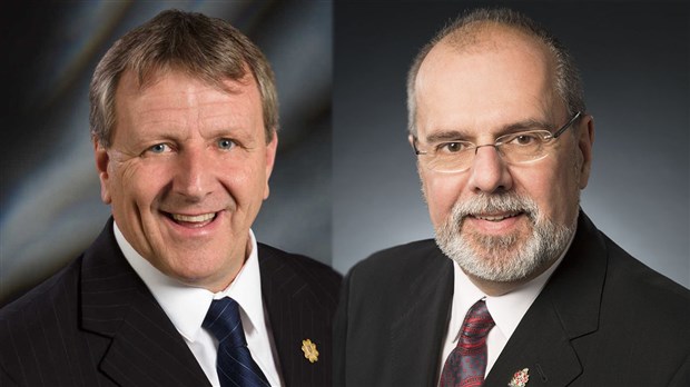 Les maires de Saint-Georges et de Sainte-Marie se lancent un défi hockey