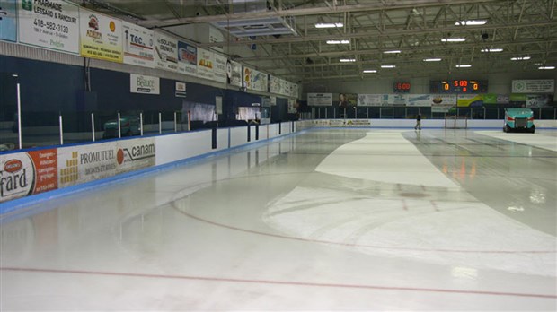 EN BREF | Un tournoi de hockey Six Pack à Saint-Gédéon