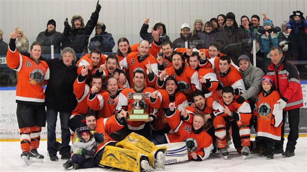 Les Windigos de Saint-Victor remportent le championnat de la LLH
