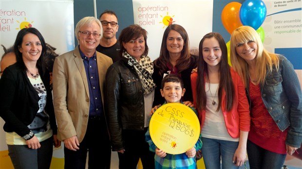 Opération Enfant Soleil remet 12 806 $ au CSSS de Beauce