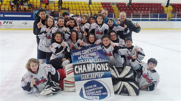 Les équipes du Garaga Pee-Wee CC et Atome B2 remportent les grands honneurs
