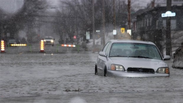 Inondations : quatre constats émis à des conducteurs fautifs