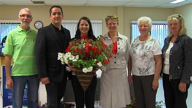 Le Comité de Revitalisation Beauceville invite la population à fleurir leur façade