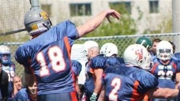 James Goulet s'illustre dans une victoire écrasante des Chiefs