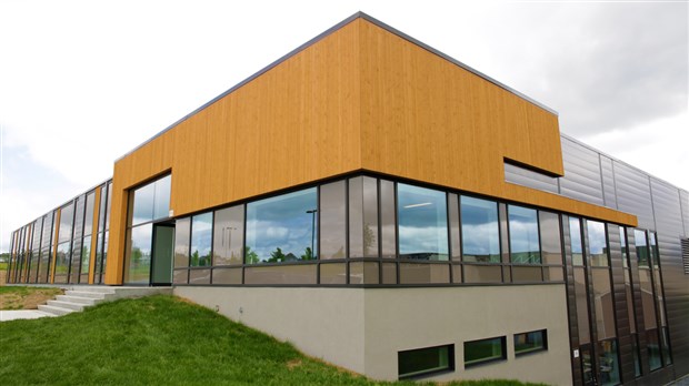 Un nouveau bâtiment pour les cours en Charpenterie-menuiserie du CFP Pozer