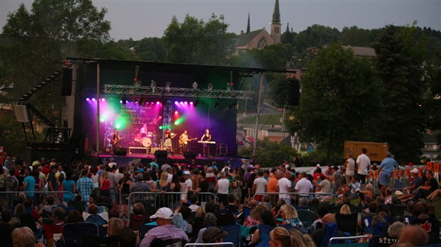 Plus de 7000 personnes célèbrent la Fête du Canada à Saint-Georges