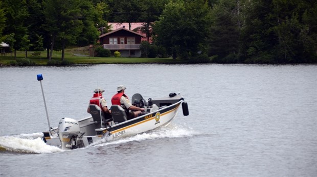 Patrouilles nautiques sur différents lacs de la région