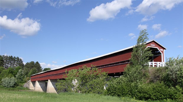 Le Pont Perrault: symbole d’une région