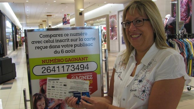 Bianca Jacques remporte 1000$ en cartes-cadeaux du Carrefour St-Georges