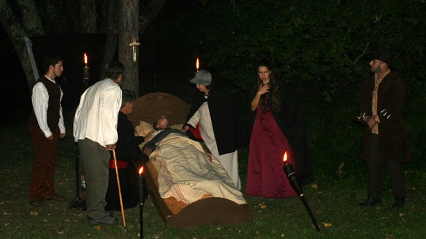La pièce de théâtre «Les sorcières de Salem» débarque à Notre-Dame-des-Pins