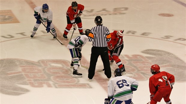 Le Tournoi provincial de Hockey Bantam Centre Hi-Fi Larivière arrive à grands pas